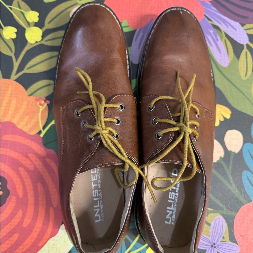 Unlisted Brown Leather Oxfords with Polished Finish